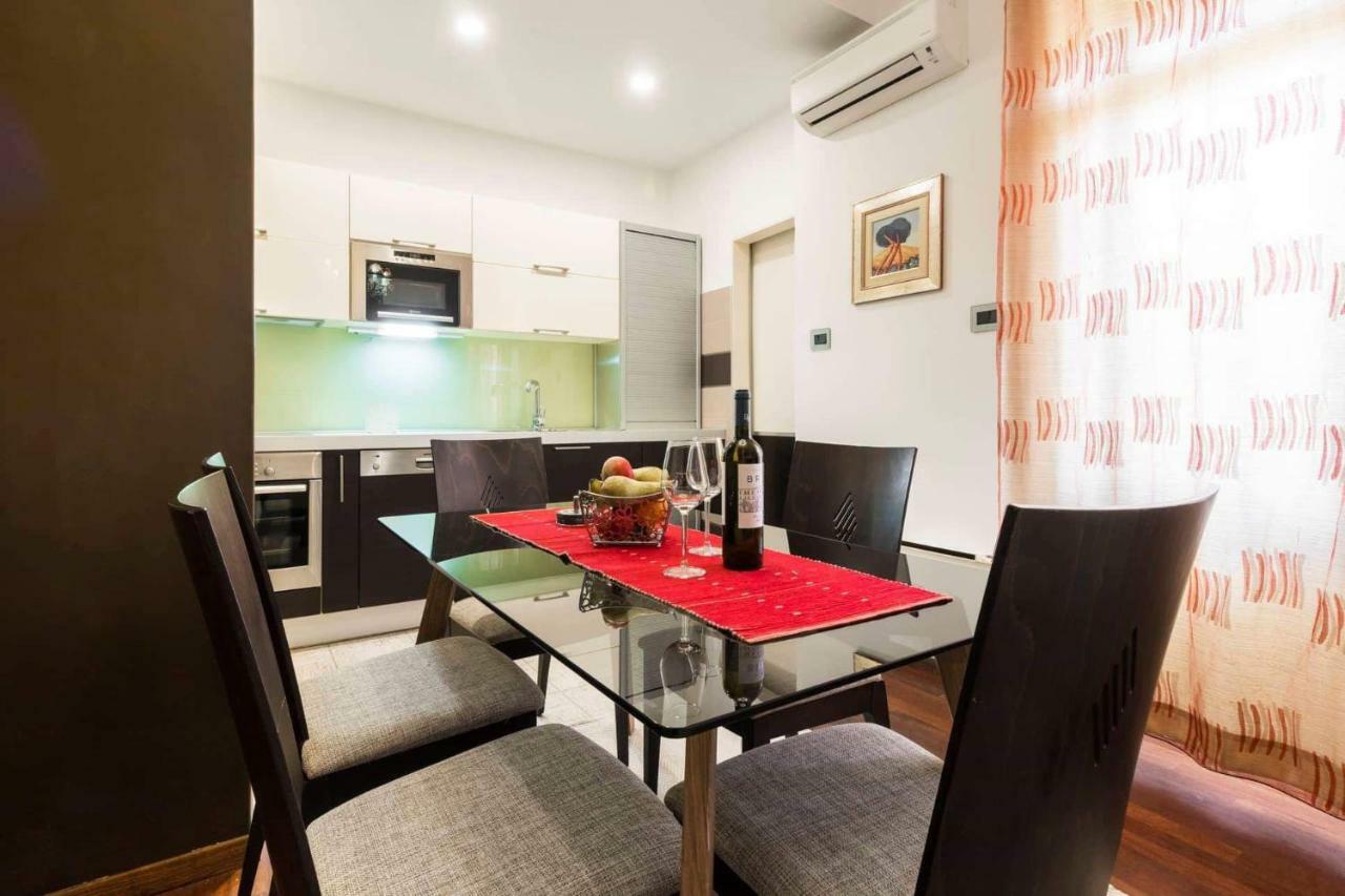 Luxury Rooms 7Heaven Suite Apartment Split Extérieur photo